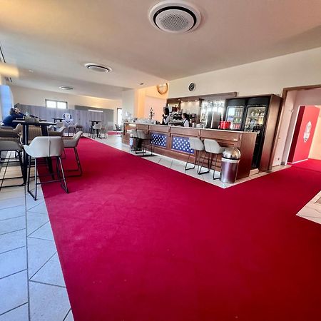 Holidays Homes Rome Golf Appartamenti Marco Simone Aeb Buitenkant foto